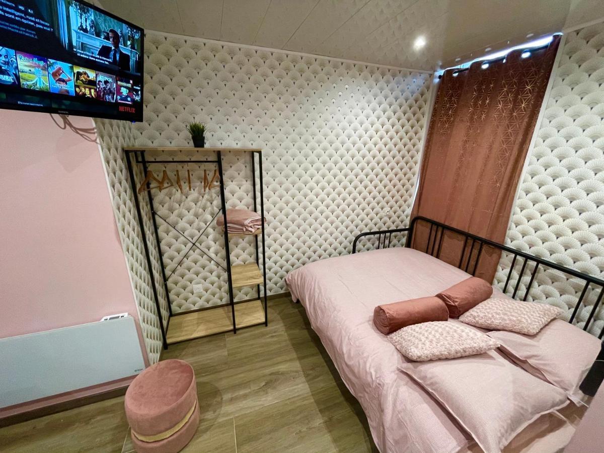 Capstay Color Valenciennes & Netflix Trith-Saint-Leger Екстериор снимка