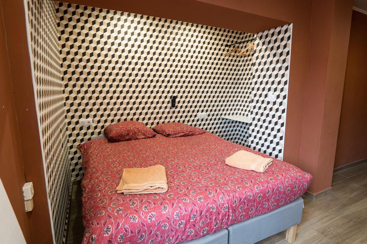 Capstay Color Valenciennes & Netflix Trith-Saint-Leger Екстериор снимка