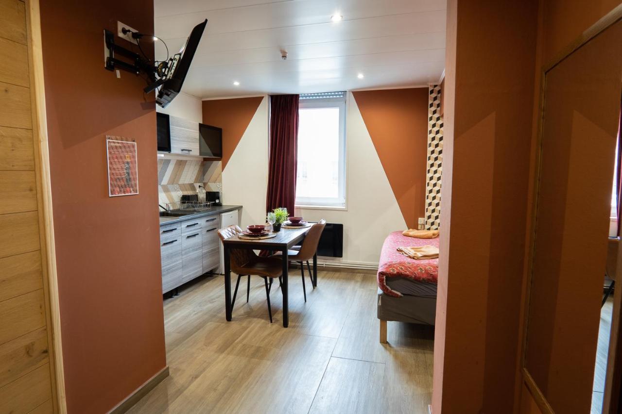 Capstay Color Valenciennes & Netflix Trith-Saint-Leger Екстериор снимка