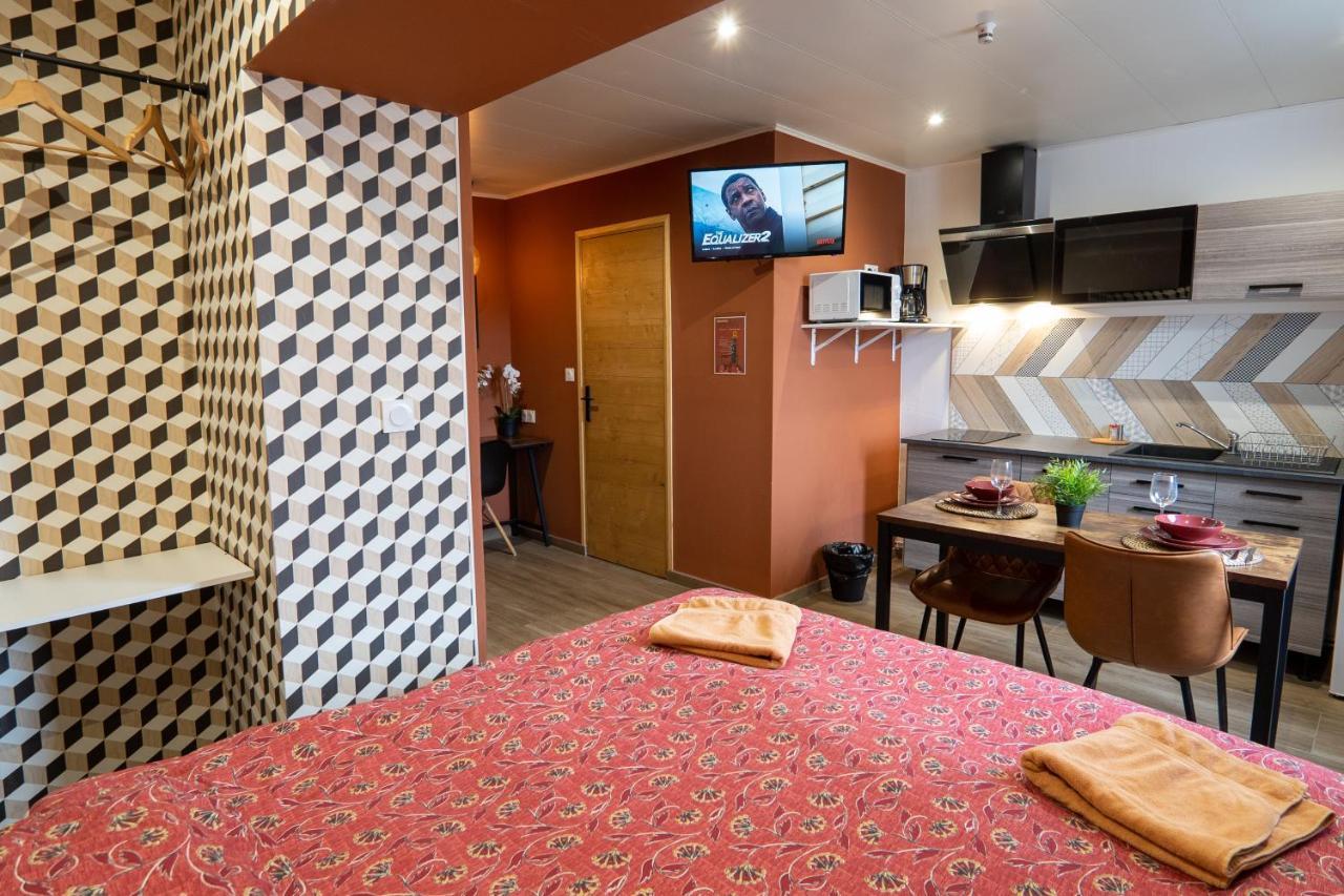 Capstay Color Valenciennes & Netflix Trith-Saint-Leger Екстериор снимка